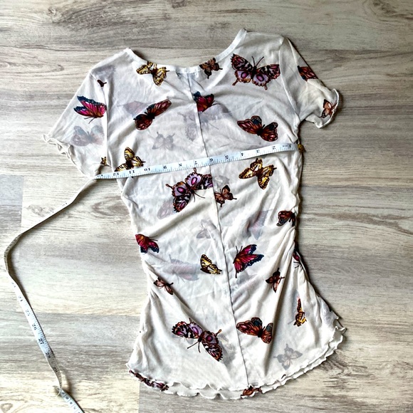 White sheer butterfly top 🦋 - Picture 6 of 6